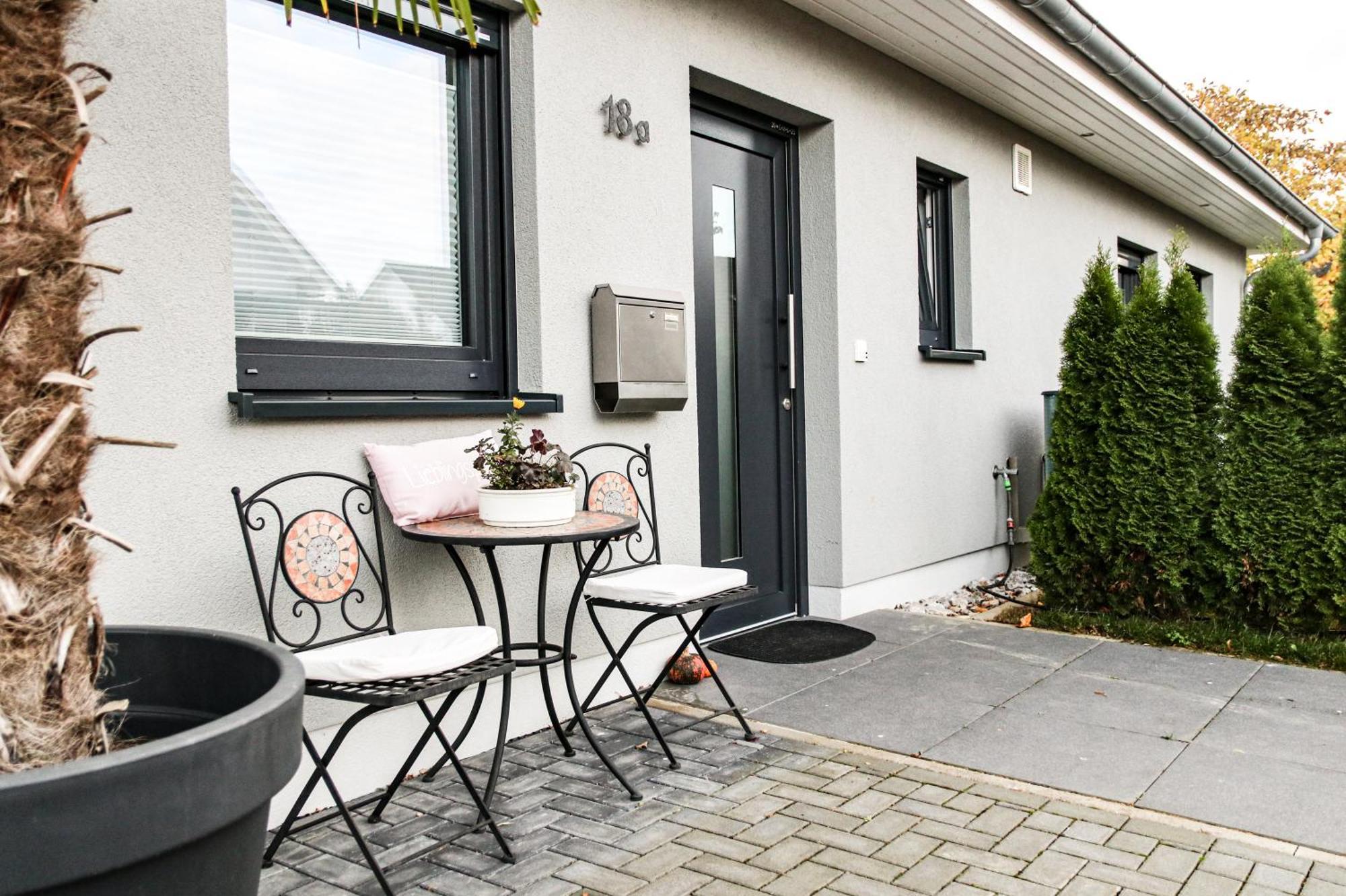 Ruhige Wohnung Mit Terrasse Oberbrechen Esterno foto