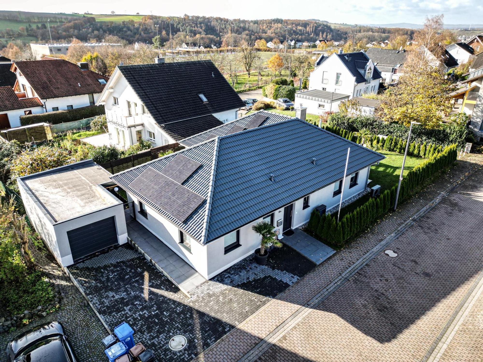 Ruhige Wohnung Mit Terrasse Oberbrechen Esterno foto